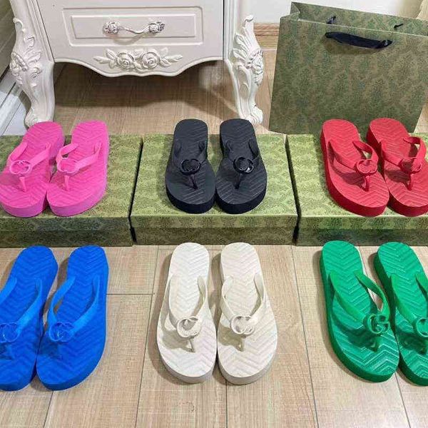 2022 clip foot thick bottom slippers herringbone flat jelly women evc beach lovers men's and women's vacation, Black
2022 clip foot thick bottom slippers herringbone flat jelly women evc beach lovers men's and women's vacation, Black
