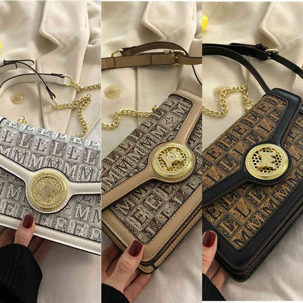 female chain shoulder small patternwomen's tote new fashion leather luxury handbags versatile ladies bags large-capacity
female chain shoulder small patternwomen's tote new fashion leather luxury handbags versatile ladies bags large-capacity
