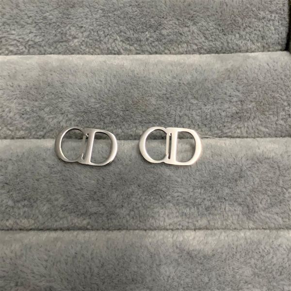 never fade extravagant jewelry men letter large small studs classic design earrings 316l stainless steel silver elagant women stud288p, Golden;silver
never fade extravagant jewelry men letter large small studs classic design earrings 316l stainless steel silver elagant women stud288p, Golden;silver