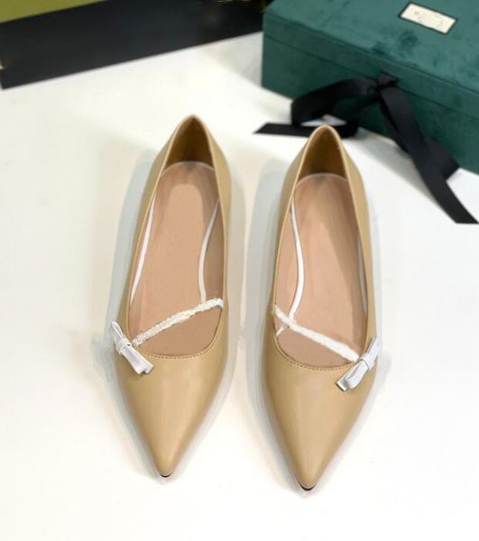 2022 ballet flats casual shoes luxury designer bows pointed toe leather soles casual shoe canvas material size 35-40, Black
2022 ballet flats casual shoes luxury designer bows pointed toe leather soles casual shoe canvas material size 35-40, Black