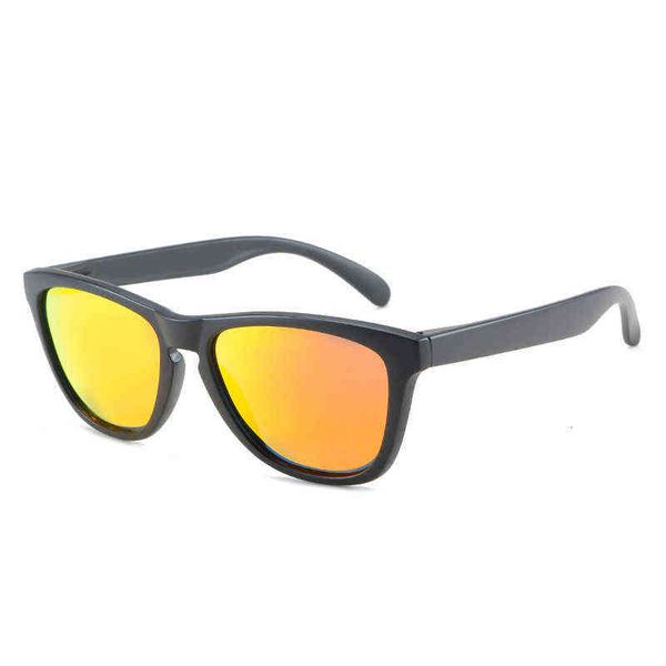 new fancy fashion men's and women's fashion street shooting sunglasses personality cool optical glass 33bf, White;black
new fancy fashion men's and women's fashion street shooting sunglasses personality cool optical glass 33bf, White;black