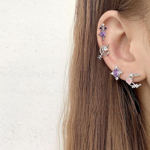 fashion stud new simple heart-shaped pink zircon purple crystal round diamond earrings plated with 18k gold popular personality design jewel, Golden;silver
fashion stud new simple heart-shaped pink zircon purple crystal round diamond earrings plated with 18k gold popular personality design jewel, Golden;silver