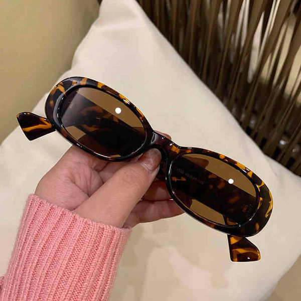 gg designer cycle luxurious fashion cc sunglasses womans mens frame oval style small face tide personality anti ultraviolet, White;black
gg designer cycle luxurious fashion cc sunglasses womans mens frame oval style small face tide personality anti ultraviolet, White;black