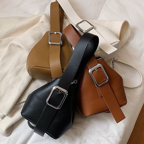 fashion women small bucket bag crossbody female black pu leather shoulder messenger bag designer handbags party bags
fashion women small bucket bag crossbody female black pu leather shoulder messenger bag designer handbags party bags