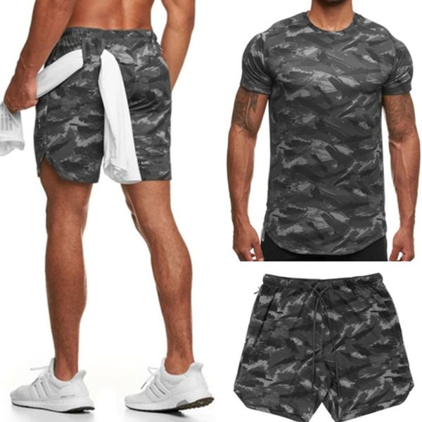 camouflage short sleeves and shorts new summer fitness suit, Gray 
camouflage short sleeves and shorts new summer fitness suit, Gray