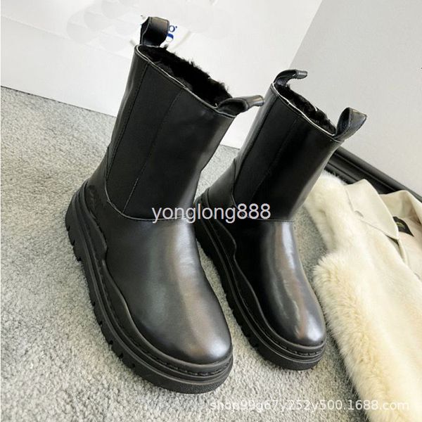 boots black injection molded shoes middle tube leisure waterproof artificial wool high round head snow boots
boots black injection molded shoes middle tube leisure waterproof artificial wool high round head snow boots