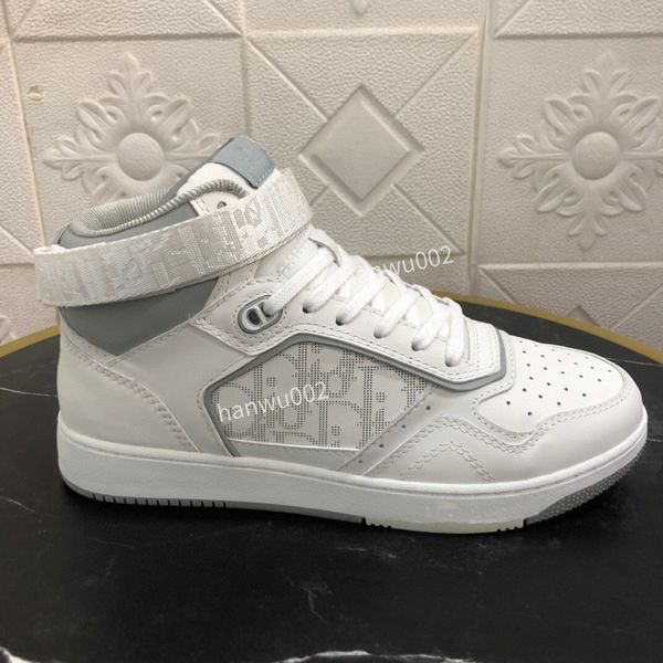 2022 sneakers designer boots men shoes leather flat trainers casual shoe outdoor, Black
2022 sneakers designer boots men shoes leather flat trainers casual shoe outdoor, Black