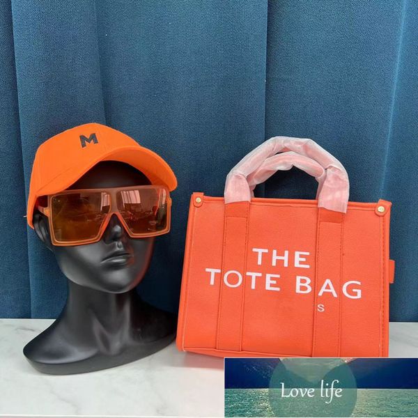 simple three-piece bucket hat and peaked cap tote bag with logo print versatile shoulder pu bags summer european and american fashion
simple three-piece bucket hat and peaked cap tote bag with logo print versatile shoulder pu bags summer european and american fashion