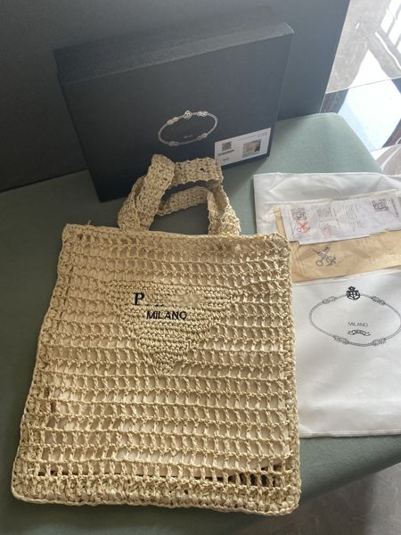 2022 embroided hollow out woven bag summer beach women shopping bags holiday travel handbag luxurys designers tote
2022 embroided hollow out woven bag summer beach women shopping bags holiday travel handbag luxurys designers tote