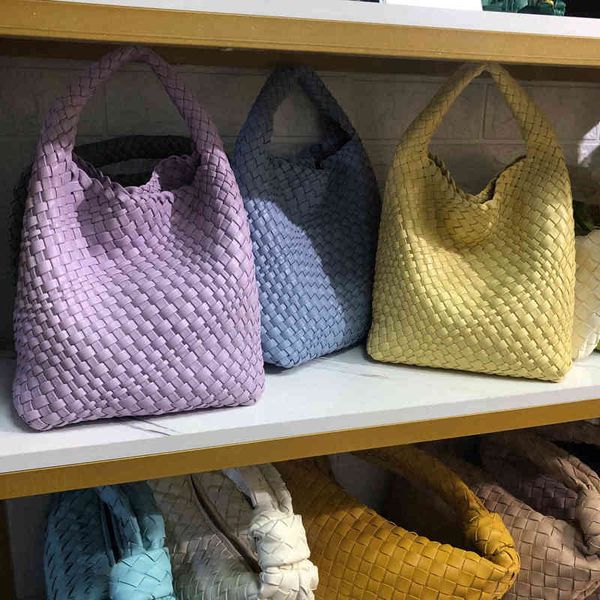 outdoor sports designer venetas bottegas bagsluxurys bevan woven cabbage women's small soft leather fashion
outdoor sports designer venetas bottegas bagsluxurys bevan woven cabbage women's small soft leather fashion