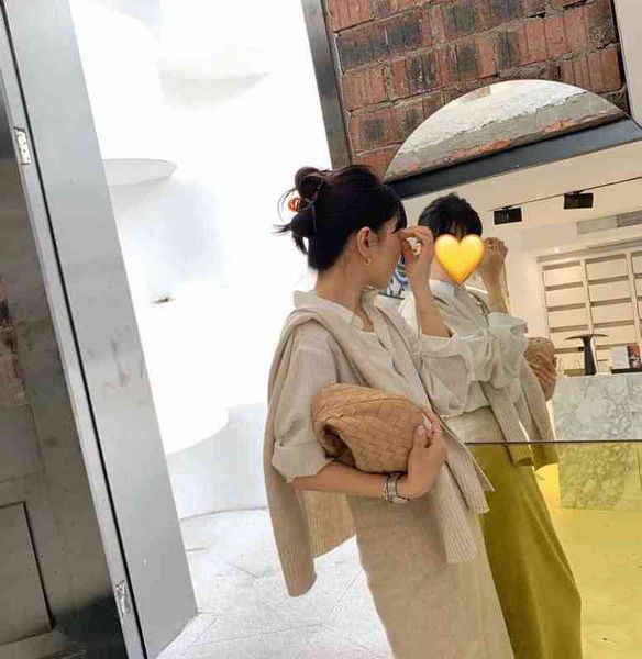 designer handbags bottegav venetas color 2022 bag women's jodie knitting handbag underarm evening party hand knot cloud 5pzj 4807
designer handbags bottegav venetas color 2022 bag women's jodie knitting handbag underarm evening party hand knot cloud 5pzj 4807