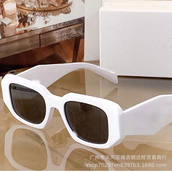 new designer sunglasses 2022 new pr17 square sunglass grass planting net red star sunglass of the same type, White;black
new designer sunglasses 2022 new pr17 square sunglass grass planting net red star sunglass of the same type, White;black