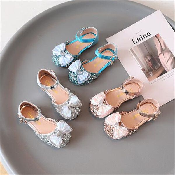 girls princess shoes baby crystal sandals 2022 summer new children's baotou sandal hollow flats fashion bow girl shoes, Black;red
girls princess shoes baby crystal sandals 2022 summer new children's baotou sandal hollow flats fashion bow girl shoes, Black;red