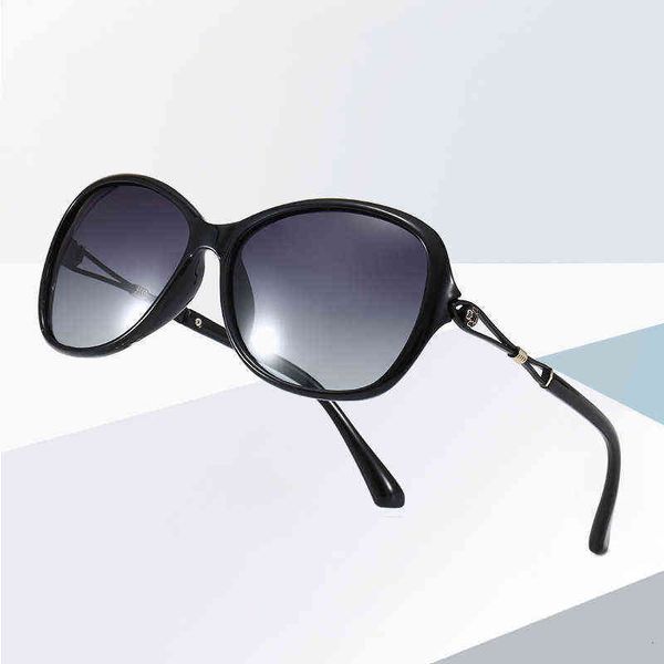 fashion personalized women's polarized portable sunglass elegant large frame polarized fashion design ladies sun glasses, White;black
fashion personalized women's polarized portable sunglass elegant large frame polarized fashion design ladies sun glasses, White;black