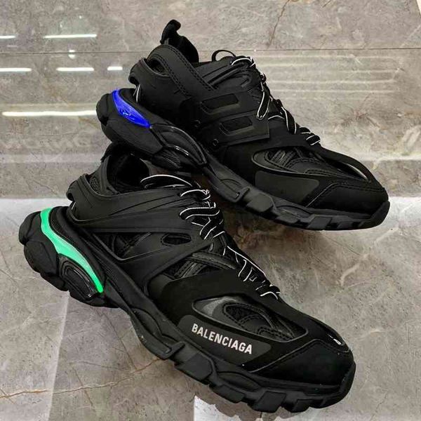 designer bbalencaigass fashion casual shoes genuine official website led light track3 men's and women's dad heel charging student
designer bbalencaigass fashion casual shoes genuine official website led light track3 men's and women's dad heel charging student
