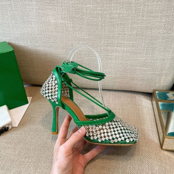 2022 women high heel sparkle stretch sandals slippers fashion leather rhinestone mesh sandal slides designer ladi l5sp#, Black
2022 women high heel sparkle stretch sandals slippers fashion leather rhinestone mesh sandal slides designer ladi l5sp#, Black