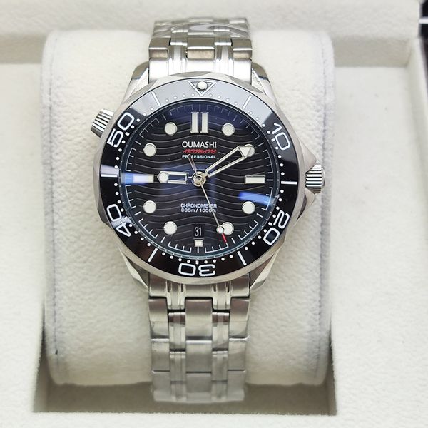 40mm automatic mechanical men's watch ceramic sapphire glass calendar display, Slivery;brown
40mm automatic mechanical men's watch ceramic sapphire glass calendar display, Slivery;brown
