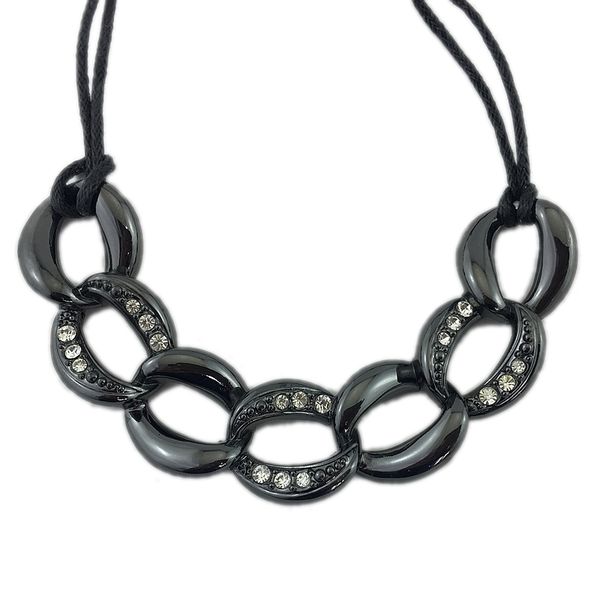 necklaces special black hollow out chain buckle locket shanzuan temperament web celebrity collarbone chain, Silver
necklaces special black hollow out chain buckle locket shanzuan temperament web celebrity collarbone chain, Silver
