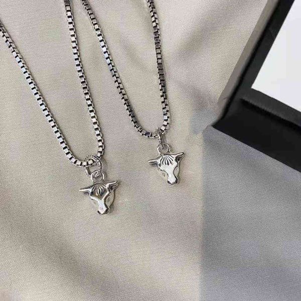 2023 designer new fashion jewelry gujia s925 fashion simple fengwang yibo pendant thai silver box chain couple necklace
2023 designer new fashion jewelry gujia s925 fashion simple fengwang yibo pendant thai silver box chain couple necklace