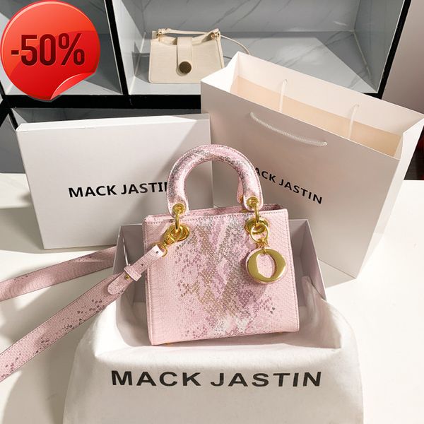 the factory directly hong kong markjustin genuine leather crocodile princs of wal 2022 new summer bag popular high-grade sense msenger
the factory directly hong kong markjustin genuine leather crocodile princs of wal 2022 new summer bag popular high-grade sense msenger