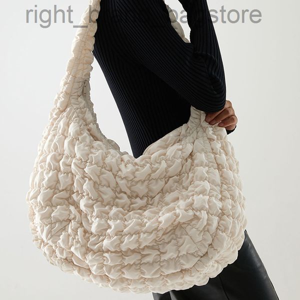 casual large capacity tote shoulder bags designer ruched handbag luxury nylon quilted padded crossbody bag female big purse 2021 w220805
casual large capacity tote shoulder bags designer ruched handbag luxury nylon quilted padded crossbody bag female big purse 2021 w220805