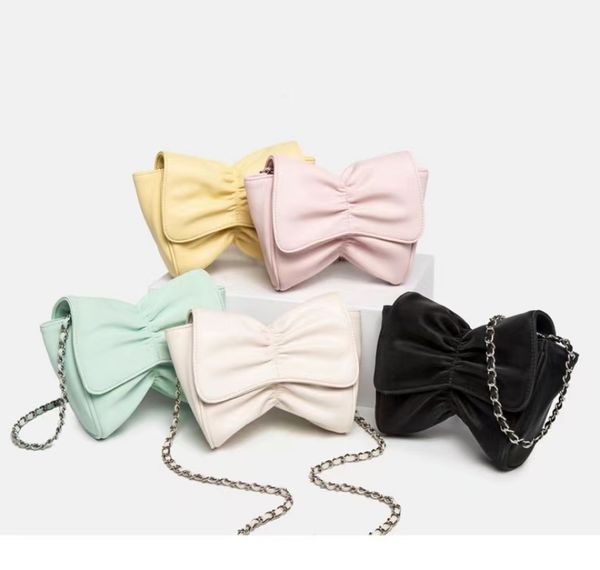 evening bags high sense versatile niche design evening handbag fashion trend single shoulder diagonal chain designer messenger bag
evening bags high sense versatile niche design evening handbag fashion trend single shoulder diagonal chain designer messenger bag