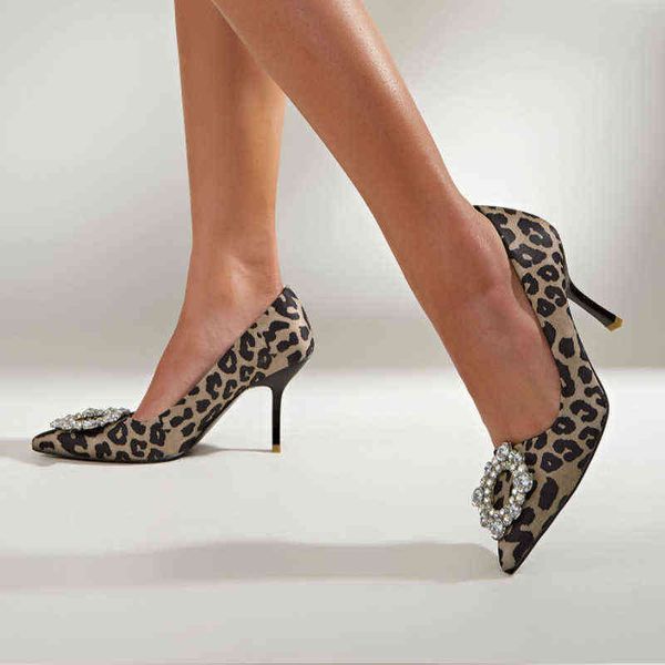 rhinestone leopard print high heels shoes for women 2022 spring summer elegant design point toe thin heel female sandals 220711, Black
rhinestone leopard print high heels shoes for women 2022 spring summer elegant design point toe thin heel female sandals 220711, Black