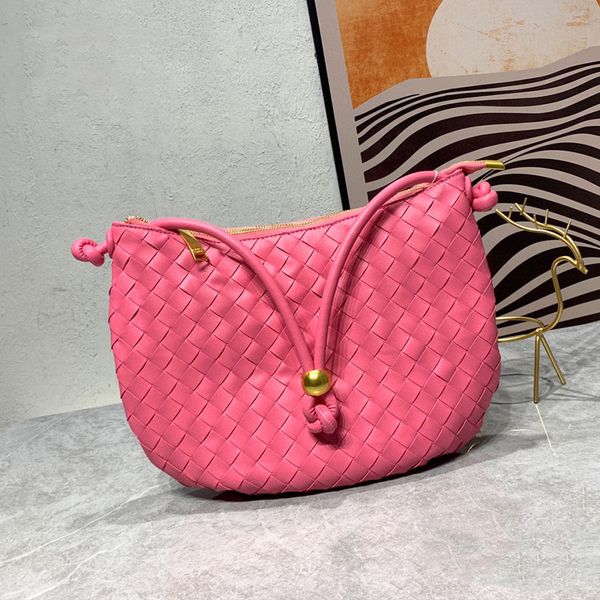 vintage leather weave half moon underarm bag designer women's new solid color shoulder bag fashion casual handbag
vintage leather weave half moon underarm bag designer women's new solid color shoulder bag fashion casual handbag