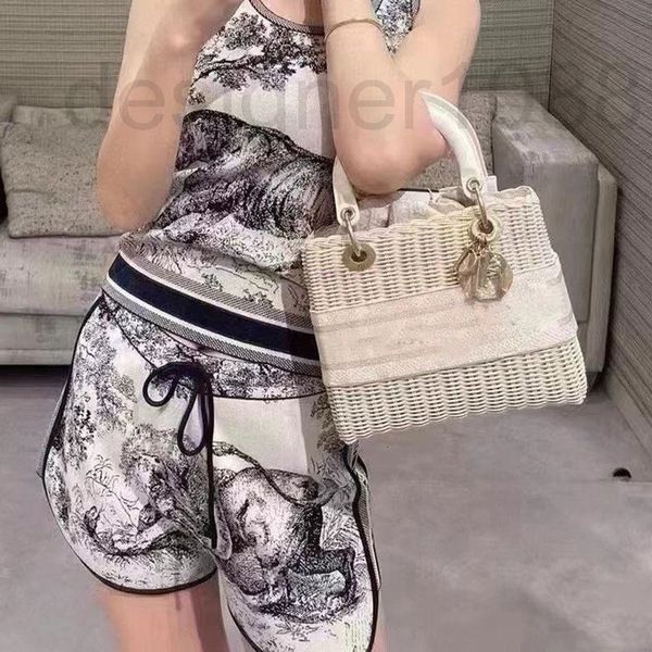 two piece dress designer spring and summer 2022 new wool vest high waist elastic shorts animal knitting suit nf83, White