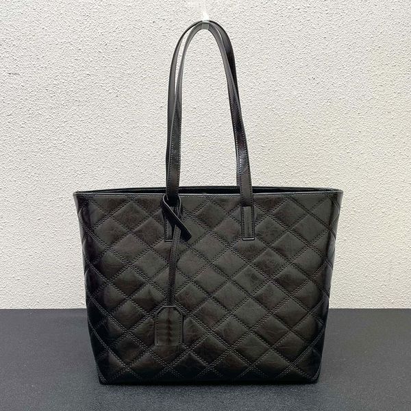 diamond lattice shopping bags tote handbag plaid crossbody handbags oil wax cow leather interior zip pocket women bag purse quality embroide
diamond lattice shopping bags tote handbag plaid crossbody handbags oil wax cow leather interior zip pocket women bag purse quality embroide