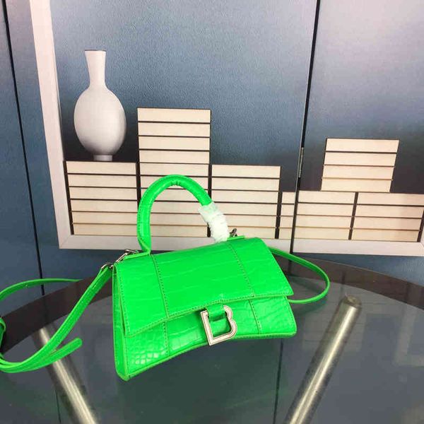 new wrinkled leather women's d single shoulder msenger portable 2022 luxury brand fashion design versatile ladies bags
new wrinkled leather women's d single shoulder msenger portable 2022 luxury brand fashion design versatile ladies bags