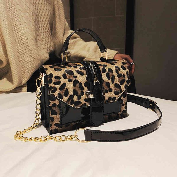 new fashion trend luxury brand designer ladies bags wholesale small women's high-end versatile handbag and msenger single shoulder
new fashion trend luxury brand designer ladies bags wholesale small women's high-end versatile handbag and msenger single shoulder