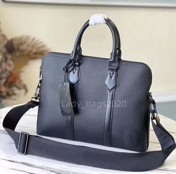 men designer briefcases business bag owhide lapcrossbody shoulder bags zipper letter interior slot pocket single solid waterproof multifunct
men designer briefcases business bag owhide lapcrossbody shoulder bags zipper letter interior slot pocket single solid waterproof multifunct