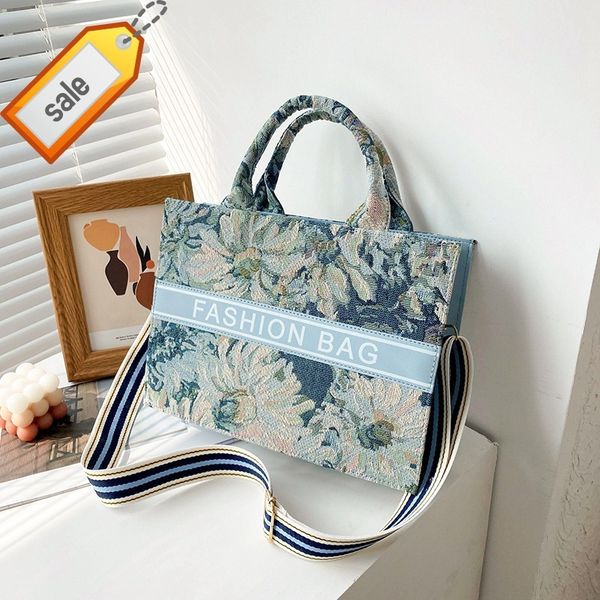 lattice simple large capacity portable printed s new trendy shoulder s fashion all-match women's bags 2022
lattice simple large capacity portable printed s new trendy shoulder s fashion all-match women's bags 2022