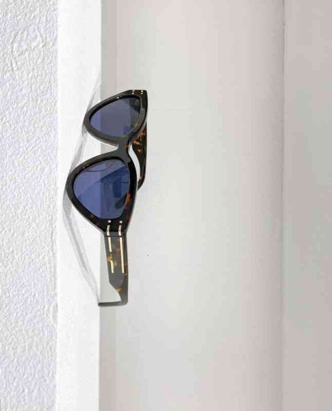 new designer sunglasses01 b2u new d family cat eye sunglass net red same oval small frame signature sunglasses uv400 high quality, White;black
new designer sunglasses01 b2u new d family cat eye sunglass net red same oval small frame signature sunglasses uv400 high quality, White;black