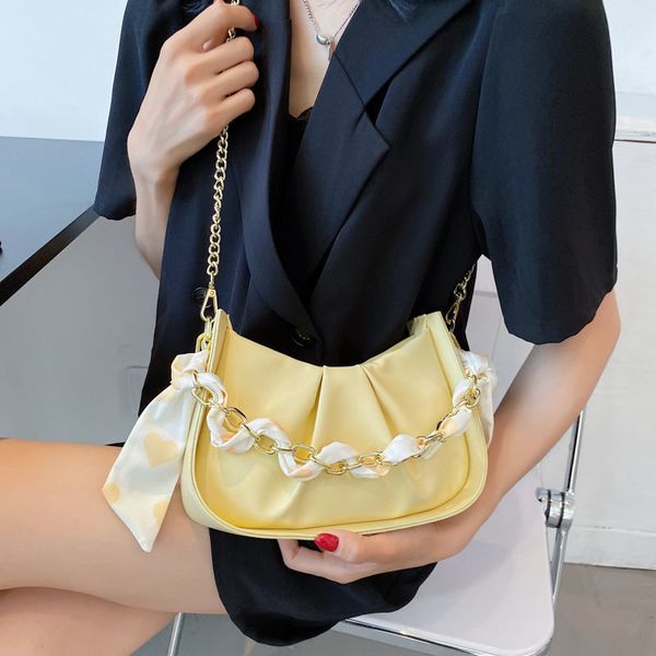 chain super niche white bag female summer 2022 new trendy underarm bag pleated cloud messengerbag
chain super niche white bag female summer 2022 new trendy underarm bag pleated cloud messengerbag