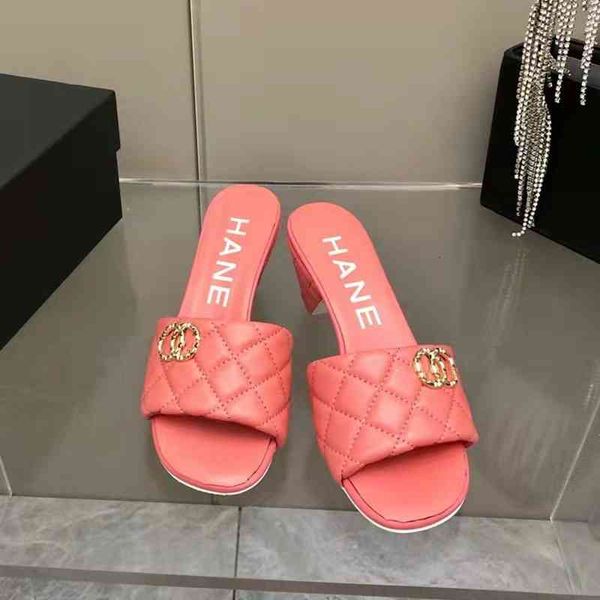 sandals xiaoxiangfeng skin color leisure trend breathable viscose shoes daily fashion sgs one-sided slippers if0g, Black
sandals xiaoxiangfeng skin color leisure trend breathable viscose shoes daily fashion sgs one-sided slippers if0g, Black