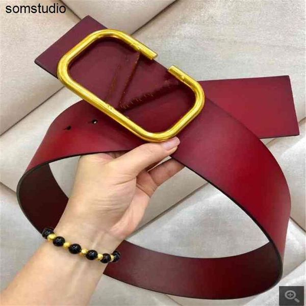 2021 fashion big buckle genuine leather belt with box designer men women mens belts aaa8881786, Black;brown 
2021 fashion big buckle genuine leather belt with box designer men women mens belts aaa8881786, Black;brown
