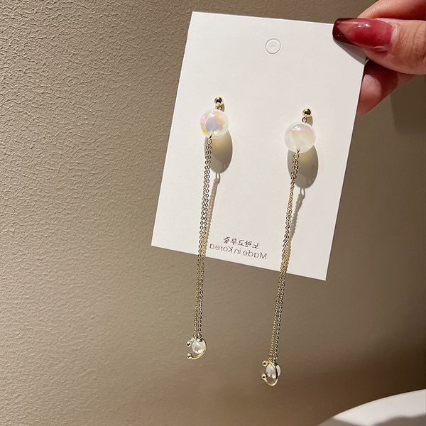 real gold electroplated silver needle mermaid pearl tassel earrings ear clip integrated french earrings simple and light luxury eardrop for, Golden
real gold electroplated silver needle mermaid pearl tassel earrings ear clip integrated french earrings simple and light luxury eardrop for, Golden