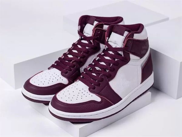 shoes jumpman 1 high og bordeaux mens basketball white metallic silver outdoor sports sneakers original fast
shoes jumpman 1 high og bordeaux mens basketball white metallic silver outdoor sports sneakers original fast