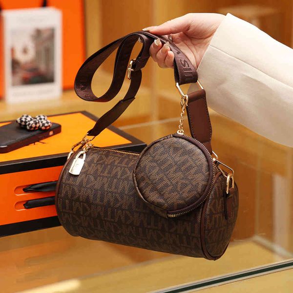 highest quality luxury one-shoulder female bag messenger cylinder single shoulder mini barrel chain handbags
highest quality luxury one-shoulder female bag messenger cylinder single shoulder mini barrel chain handbags