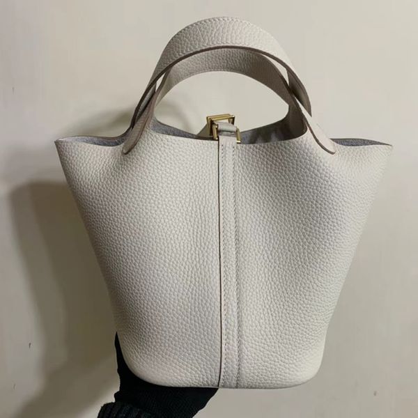 10a handmade wax line designer bags luxury ladies handbags classic tote fashion picotin large capacity bucket bags tc leather brand casual
10a handmade wax line designer bags luxury ladies handbags classic tote fashion picotin large capacity bucket bags tc leather brand casual