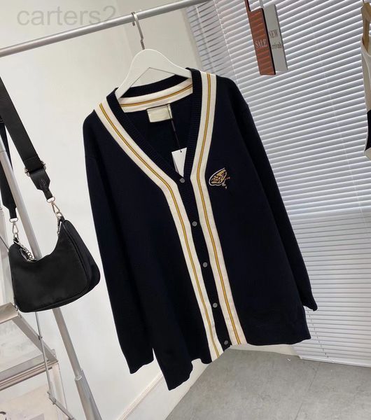 women's polos designer 22 early spring new gu little bee embroidery french college style contrast color aging medium and long knitted c, White
women's polos designer 22 early spring new gu little bee embroidery french college style contrast color aging medium and long knitted c, White