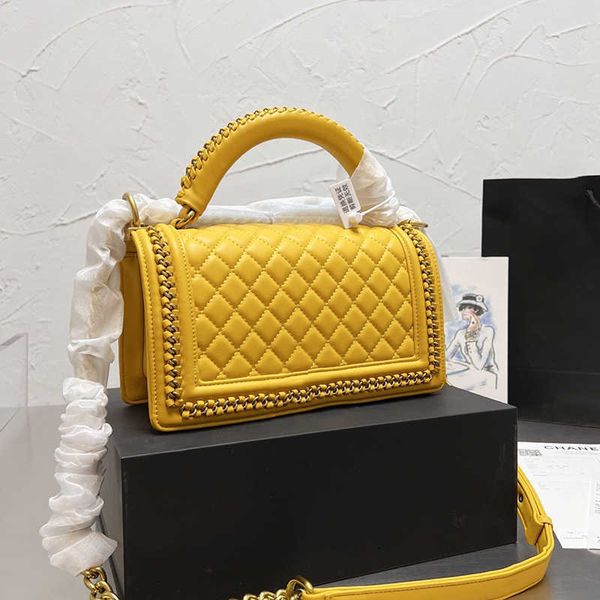 boy girls calfskin leather bags france women quilted handle totes cross body shouldr luxury designer large capapcity purse outdoor
boy girls calfskin leather bags france women quilted handle totes cross body shouldr luxury designer large capapcity purse outdoor