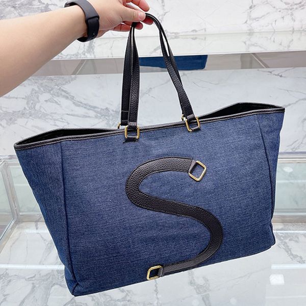 large capacity tote bag shoulder handbags casual women shopping bags leather denim big letter metal ring decorate ladies travel vacation han
large capacity tote bag shoulder handbags casual women shopping bags leather denim big letter metal ring decorate ladies travel vacation han