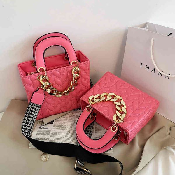 women's bag 2022 shoulder bag fashion purs hands digner crossbody bags for women 2022 msenger small
women's bag 2022 shoulder bag fashion purs hands digner crossbody bags for women 2022 msenger small