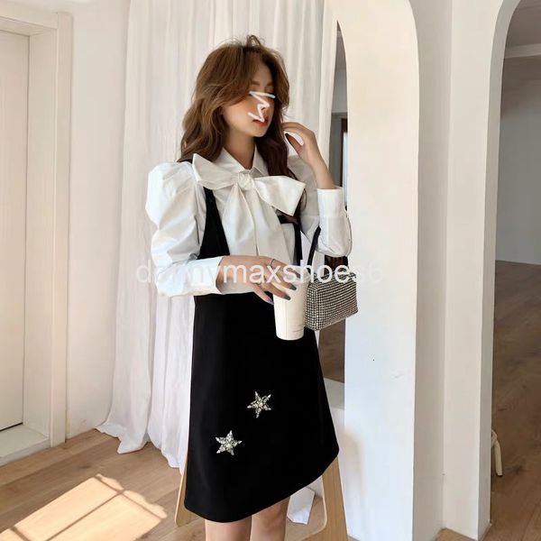 casual dresses special sweet versatile age reducing bow bubble sleeve shirt + five pointed star diamond suspender dress, Black;gray
casual dresses special sweet versatile age reducing bow bubble sleeve shirt + five pointed star diamond suspender dress, Black;gray