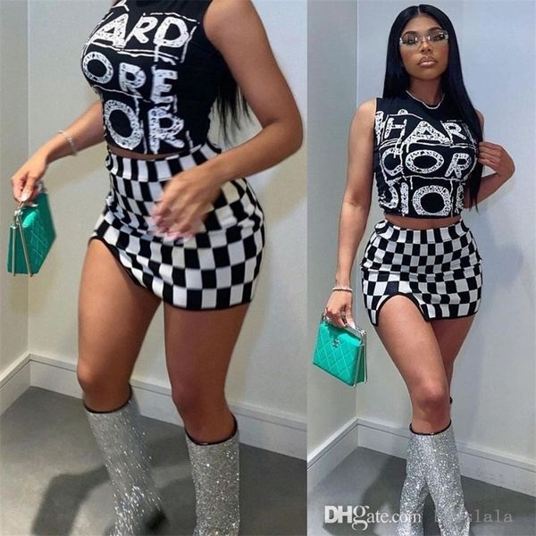 fashion party dresses designer letter printted micro split two piece square plaid undershirt short skirt set, White;black
fashion party dresses designer letter printted micro split two piece square plaid undershirt short skirt set, White;black