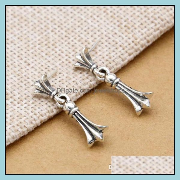 brand new 925 sterling sier american european designer vintage jewelry hand-made classic cross stud earrings with cute dangle drop deliver, Golden;silver
brand new 925 sterling sier american european designer vintage jewelry hand-made classic cross stud earrings with cute dangle drop deliver, Golden;silver