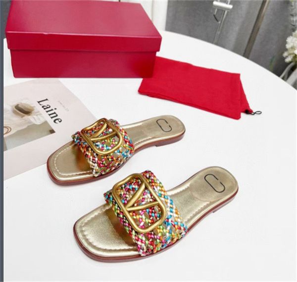 621s sandals designer new gold letter buckle slippers ladies leather sandals color white black grey green soft pink sail
621s sandals designer new gold letter buckle slippers ladies leather sandals color white black grey green soft pink sail